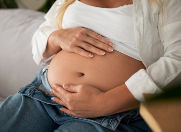 TST decide que gestantes em contratos temporários têm direito à estabilidade