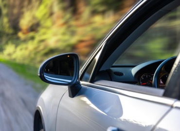 Mulher que teve fraturas após acidente em corrida por app será indenizada