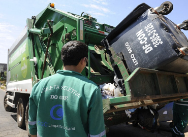 Motorista de caminhão de coleta de lixo deve receber adicional de insalubridade em grau máximo, decide 6ª Turma do TRT-RS